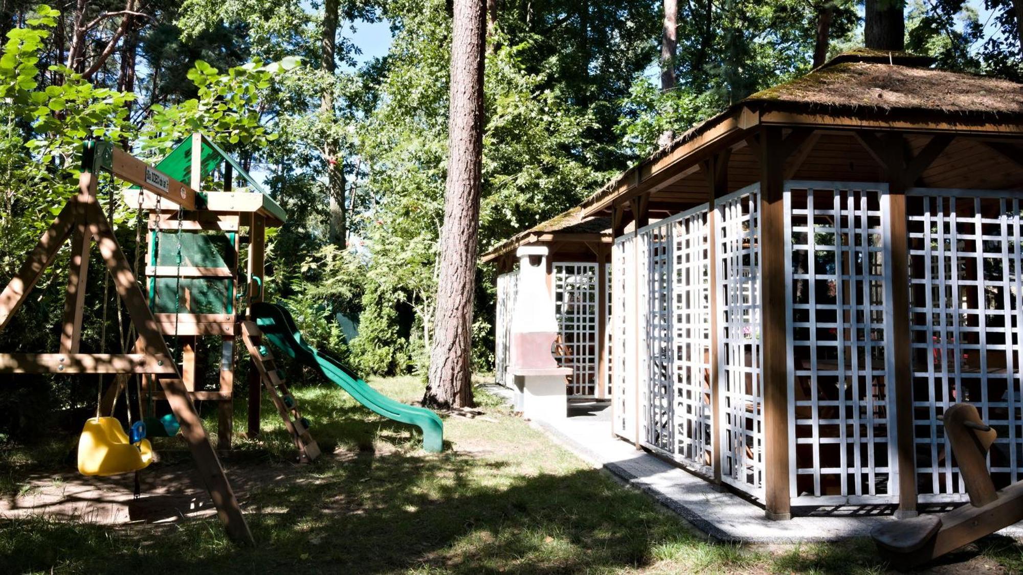 Lc Pokoje & Apartamenty Pobierowo Buitenkant foto