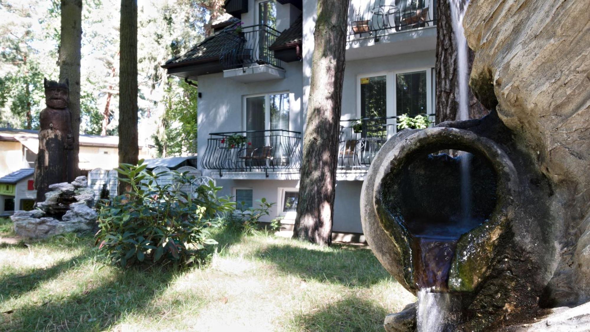 Lc Pokoje & Apartamenty Pobierowo Buitenkant foto