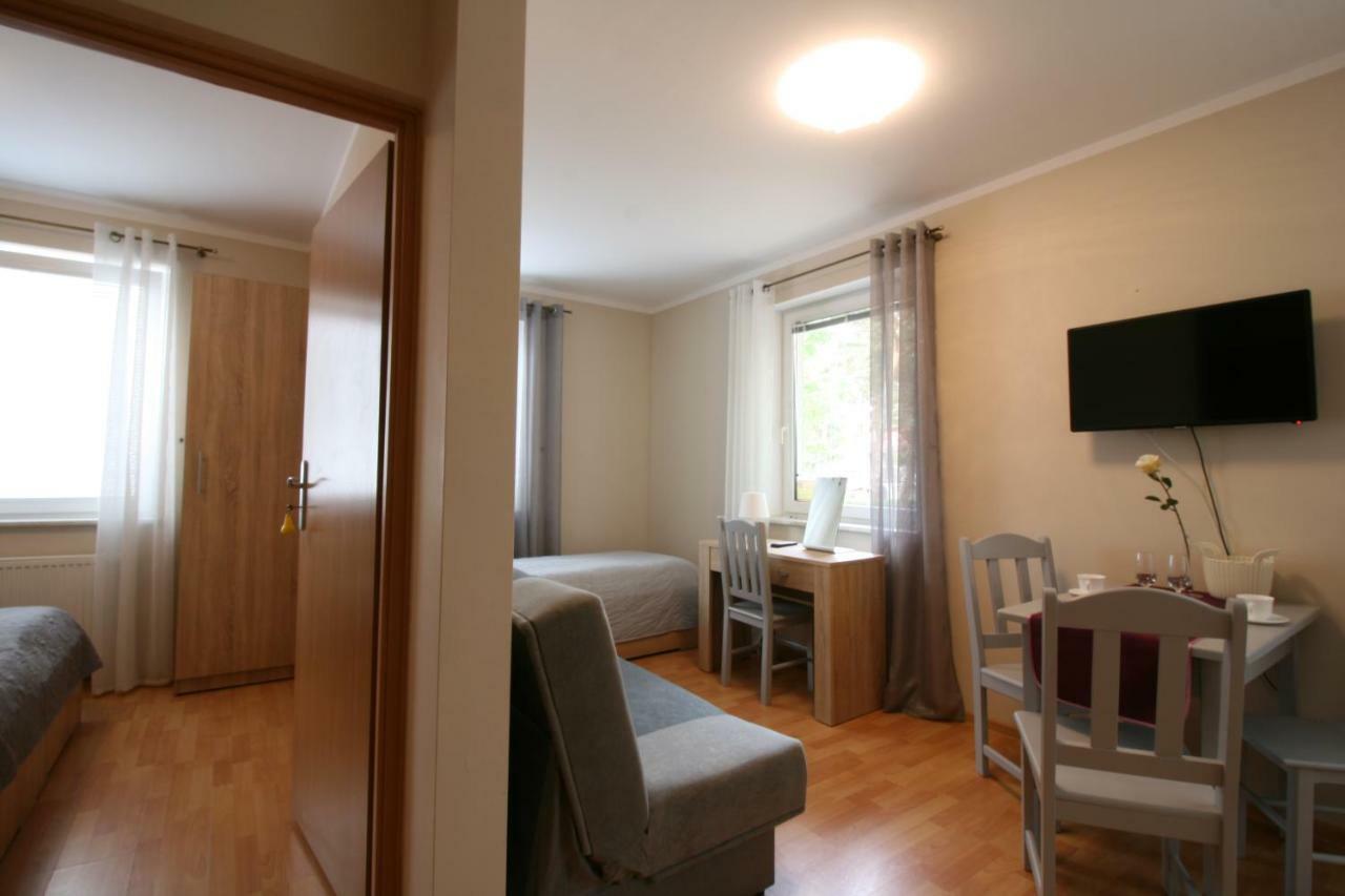 Lc Pokoje & Apartamenty Pobierowo Buitenkant foto