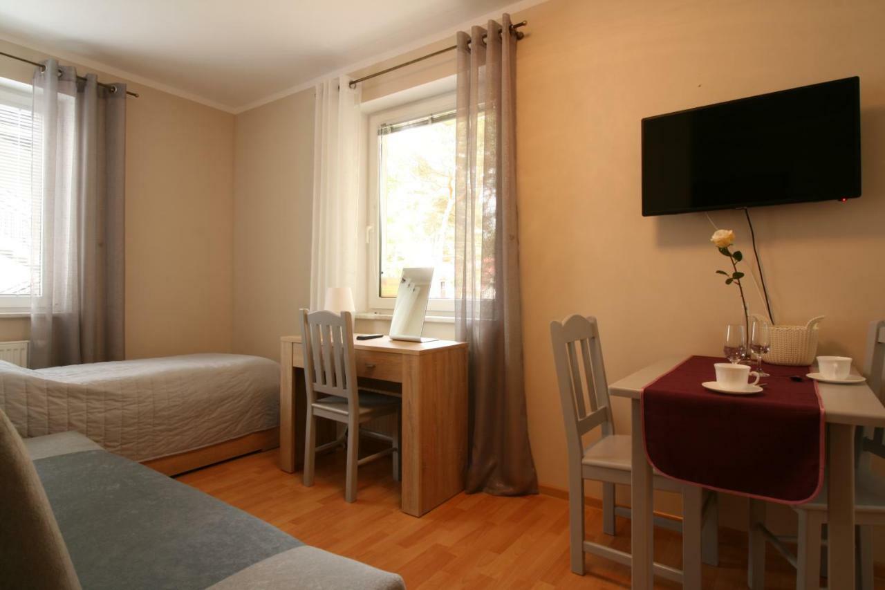 Lc Pokoje & Apartamenty Pobierowo Buitenkant foto